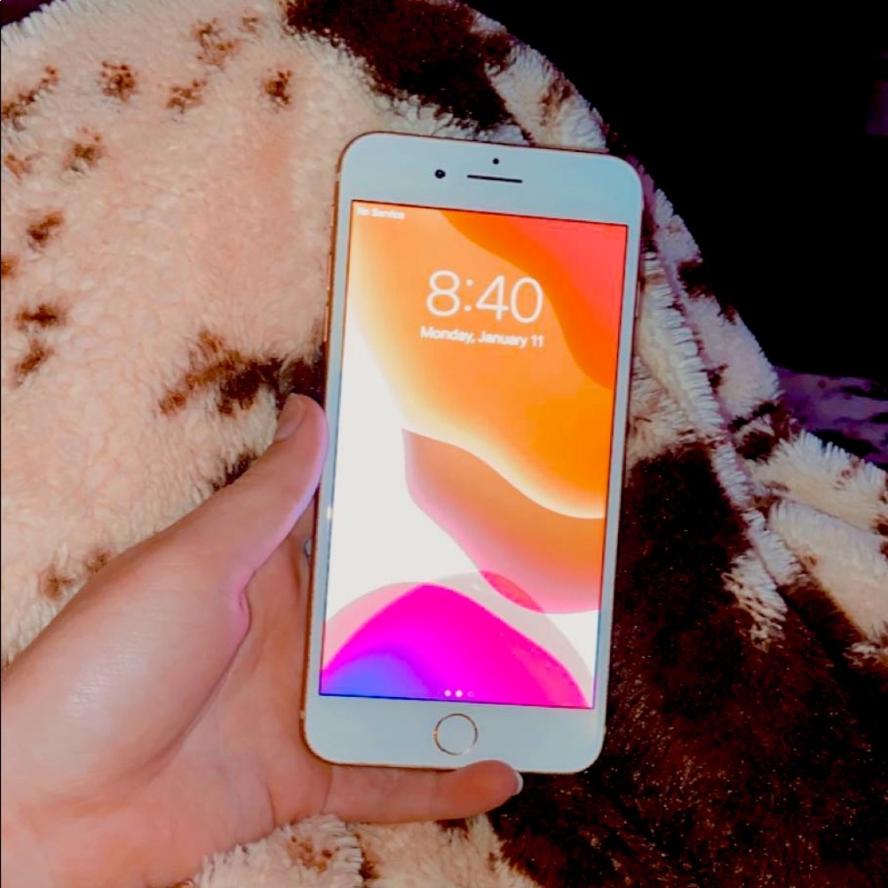 Rose Gold iPhone 8 Plus!